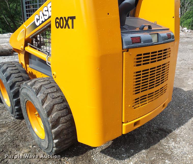 image for item DE5084 2003 Case 60XT skid steer
