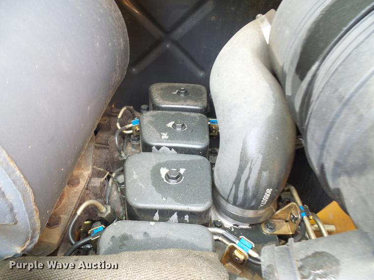 image for item DE5084 2003 Case 60XT skid steer