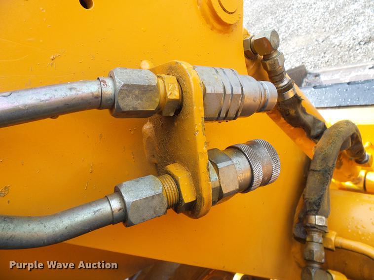 image for item DE5084 2003 Case 60XT skid steer