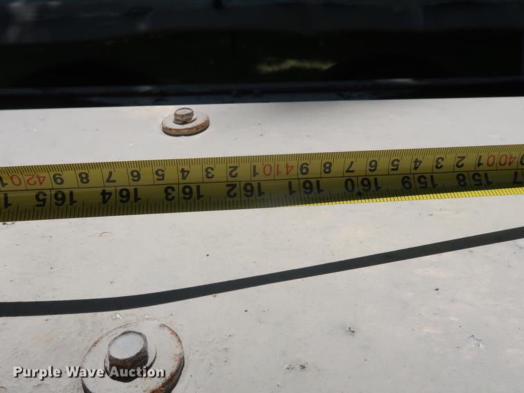 image for item DE6093 2002 Case International 5500i truck cab and chassis