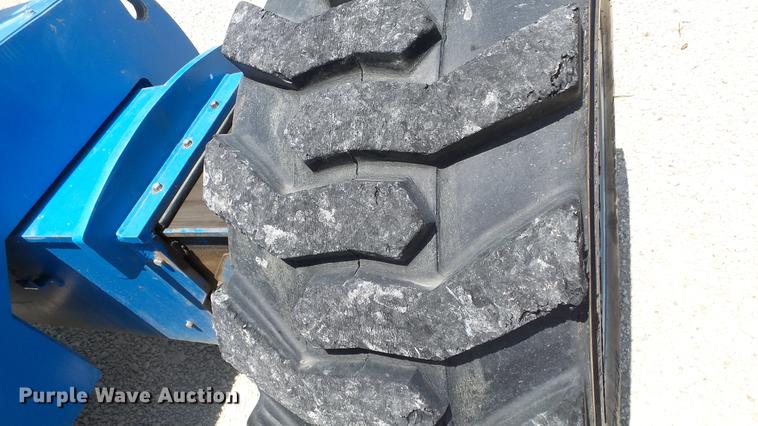 image for item DE7189 2006 Genie S80 boom lift