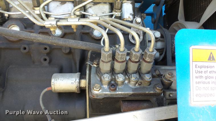 image for item DE7190 2006 Genie S60 boom lift