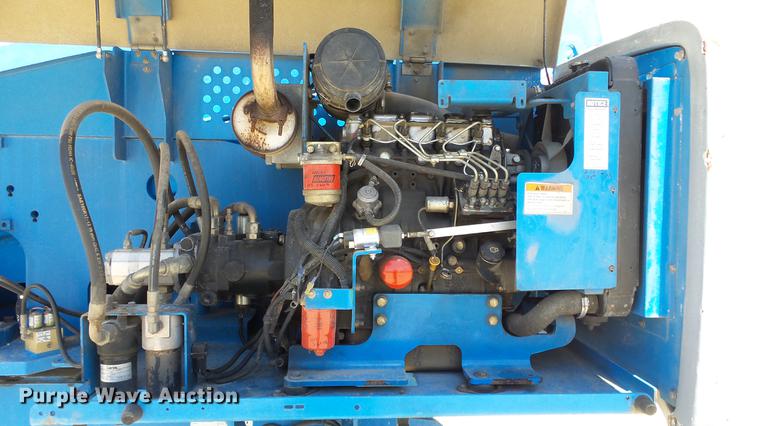 image for item DE7190 2006 Genie S60 boom lift