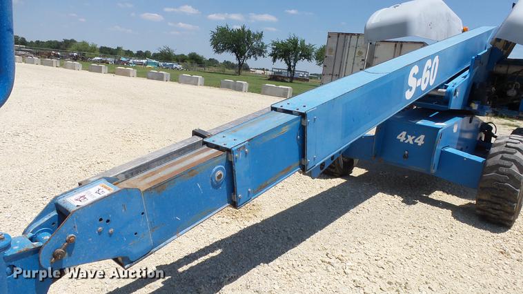 image for item DE7190 2006 Genie S60 boom lift