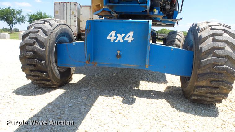 image for item DE7190 2006 Genie S60 boom lift