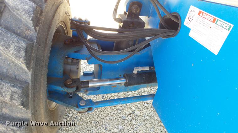 image for item DE7190 2006 Genie S60 boom lift