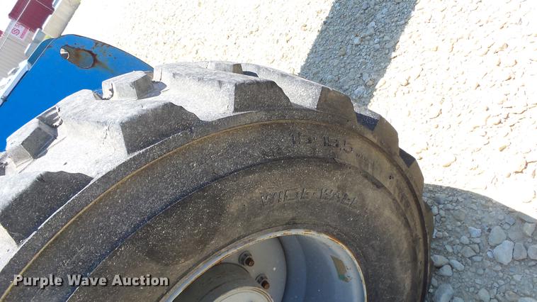 image for item DE7190 2006 Genie S60 boom lift