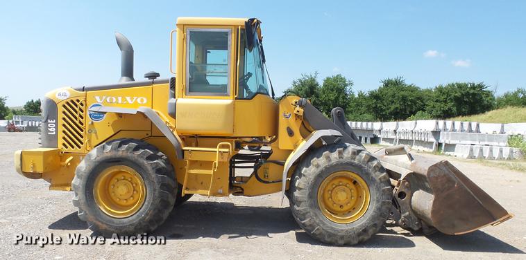 image for item DE7200 2004 Volvo L60E wheel loader
