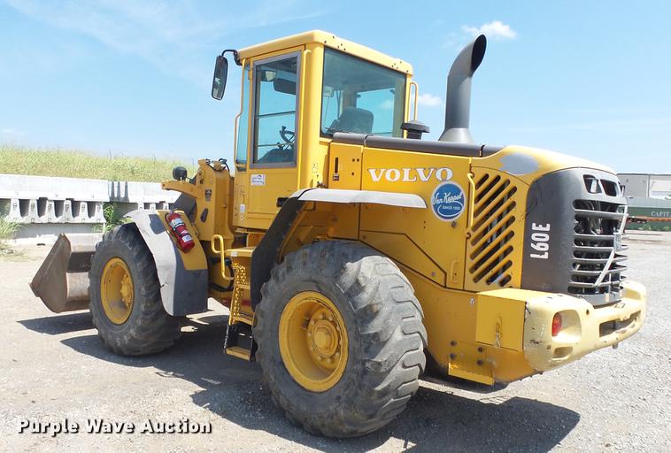 image for item DE7200 2004 Volvo L60E wheel loader