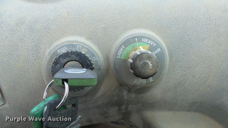 image for item DE7200 2004 Volvo L60E wheel loader