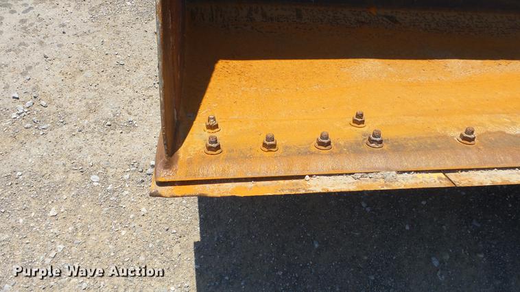 image for item DE7200 2004 Volvo L60E wheel loader