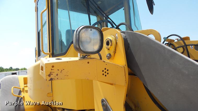 image for item DE7200 2004 Volvo L60E wheel loader