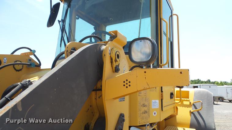 image for item DE7200 2004 Volvo L60E wheel loader