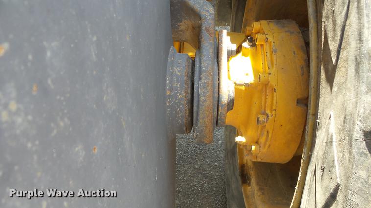 image for item DE7200 2004 Volvo L60E wheel loader
