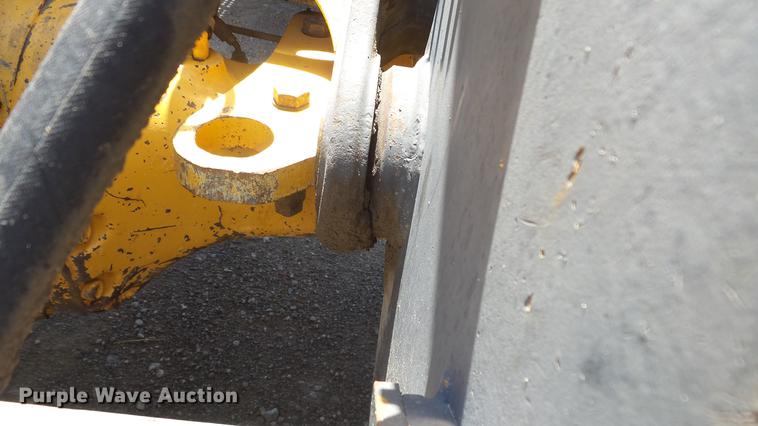 image for item DE7200 2004 Volvo L60E wheel loader