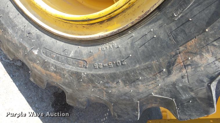 image for item DE7200 2004 Volvo L60E wheel loader