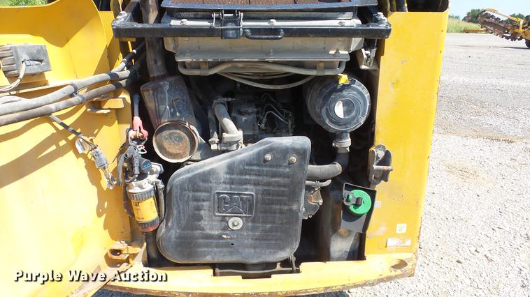 image for item DE7204 2010 Caterpillar 262C skid steer