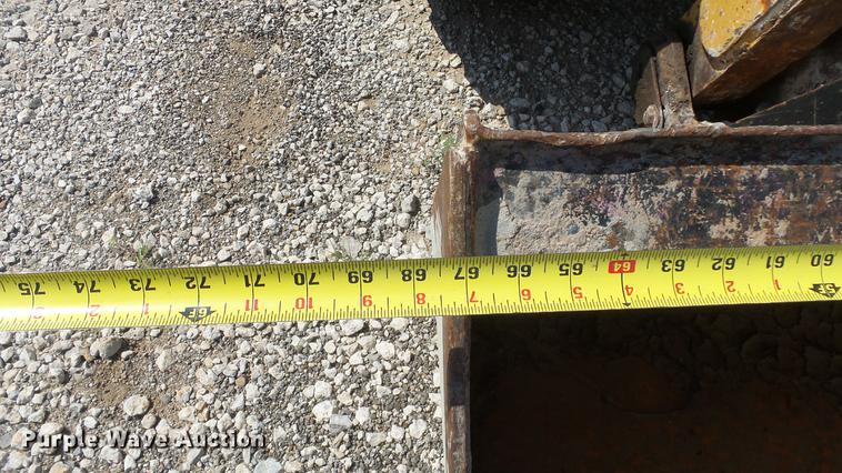 image for item DE7204 2010 Caterpillar 262C skid steer