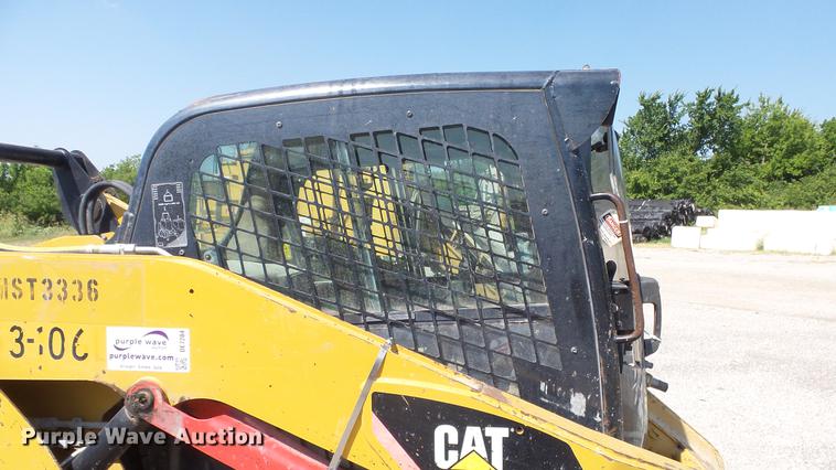 image for item DE7204 2010 Caterpillar 262C skid steer
