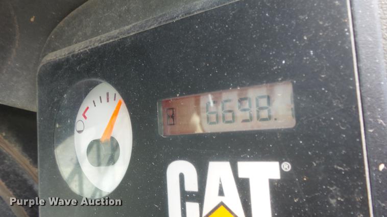 image for item DE7204 2010 Caterpillar 262C skid steer