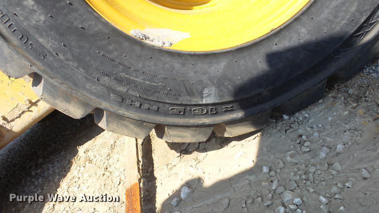 image for item DE7204 2010 Caterpillar 262C skid steer