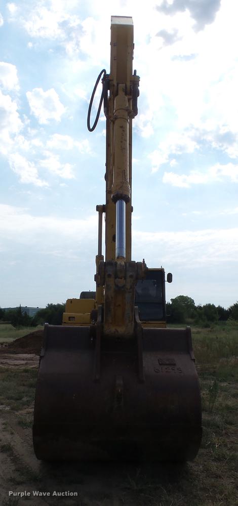 image for item DE7218 1996 Komatsu PC400LC-3 excavator