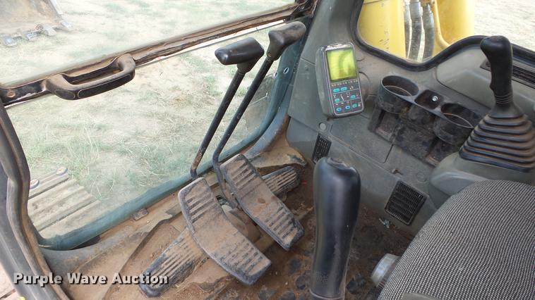 image for item DE7218 1996 Komatsu PC400LC-3 excavator