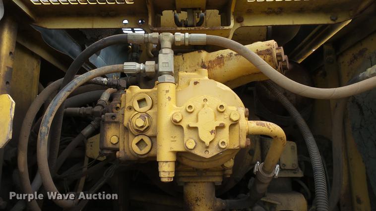 image for item DE7218 1996 Komatsu PC400LC-3 excavator