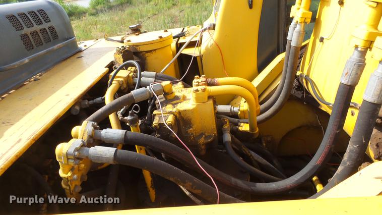 image for item DE7218 1996 Komatsu PC400LC-3 excavator