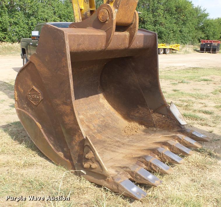 image for item DE7218 1996 Komatsu PC400LC-3 excavator