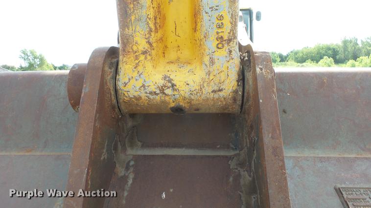 image for item DE7218 1996 Komatsu PC400LC-3 excavator
