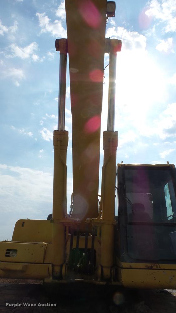 image for item DE7218 1996 Komatsu PC400LC-3 excavator