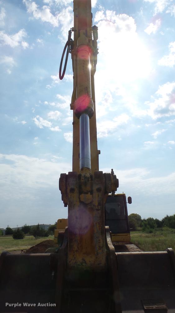 image for item DE7218 1996 Komatsu PC400LC-3 excavator