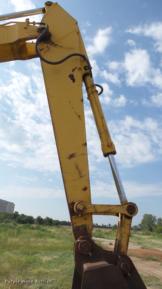 image for item DE7218 1996 Komatsu PC400LC-3 excavator