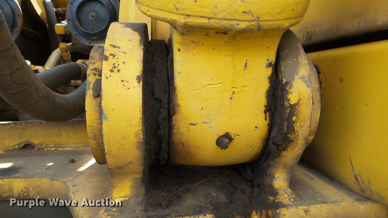image for item DE7218 1996 Komatsu PC400LC-3 excavator