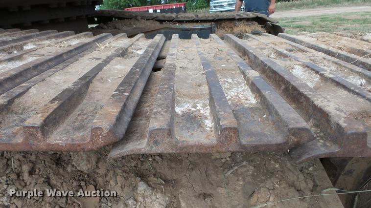 image for item DE7218 1996 Komatsu PC400LC-3 excavator