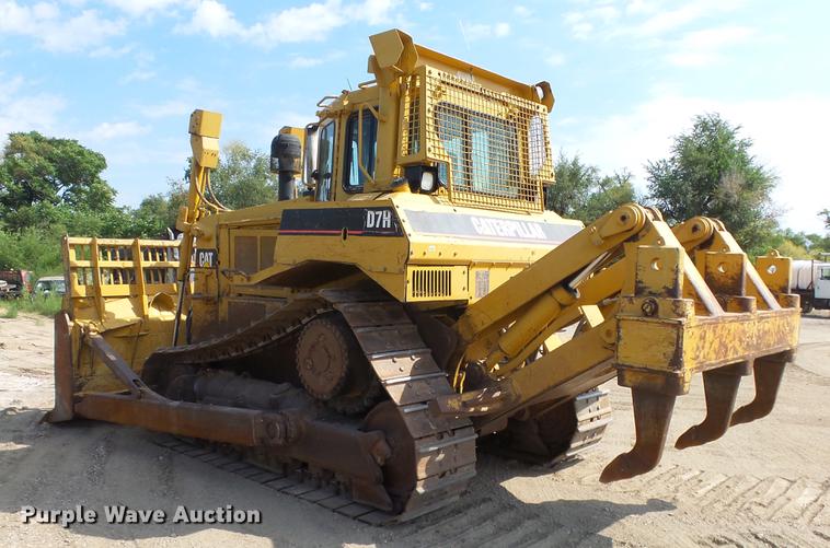 image for item DE7219 1994 Caterpillar D7H dozer