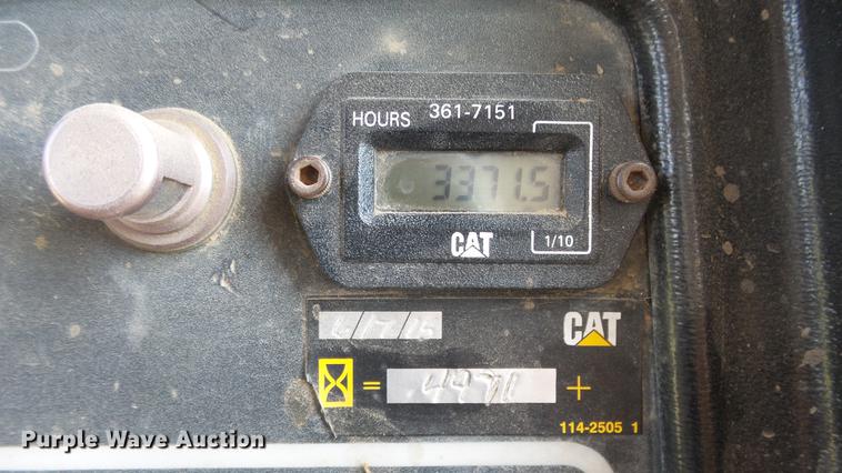 image for item DE7219 1994 Caterpillar D7H dozer