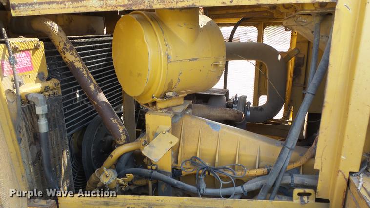 image for item DE7219 1994 Caterpillar D7H dozer