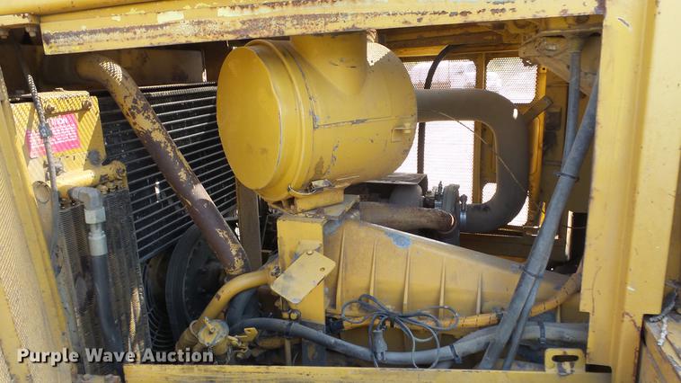 image for item DE7219 1994 Caterpillar D7H dozer
