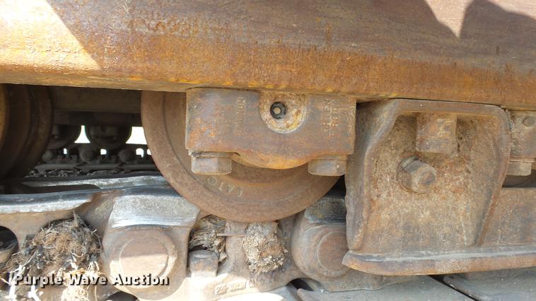 image for item DE7219 1994 Caterpillar D7H dozer