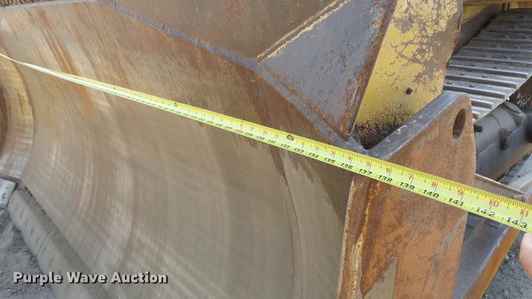 image for item DE7219 1994 Caterpillar D7H dozer