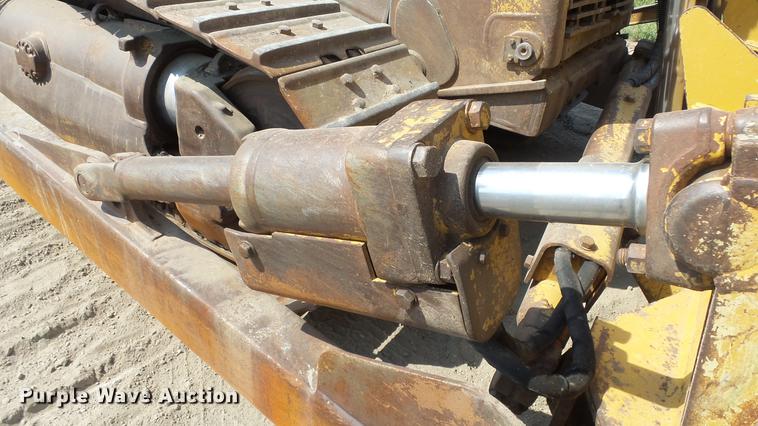 image for item DE7219 1994 Caterpillar D7H dozer