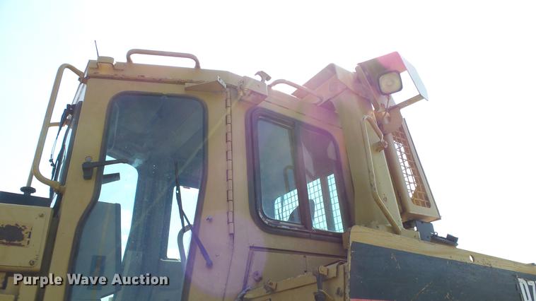 image for item DE7219 1994 Caterpillar D7H dozer