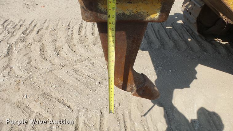 image for item DE7219 1994 Caterpillar D7H dozer