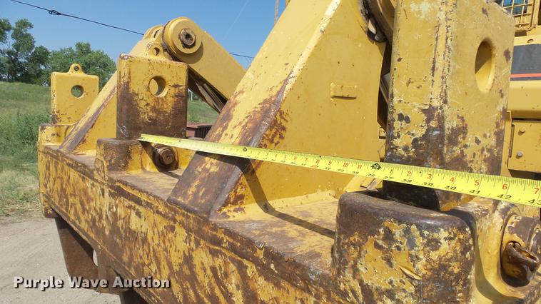 image for item DE7219 1994 Caterpillar D7H dozer