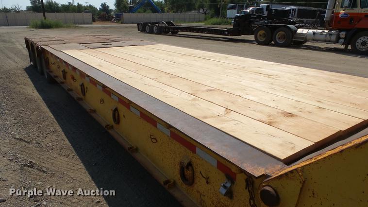 image for item DE7220 1985 Load King drop deck equipment trailer