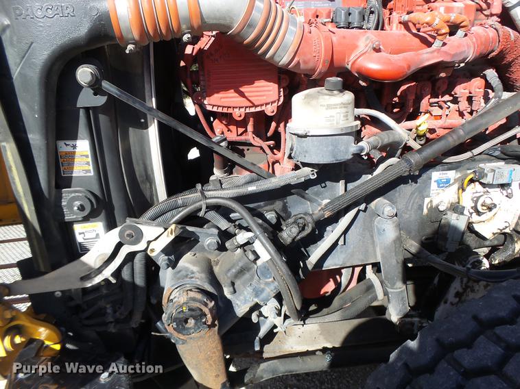 image for item DF9447 2008 Peterbilt 367 bridge inspection truck