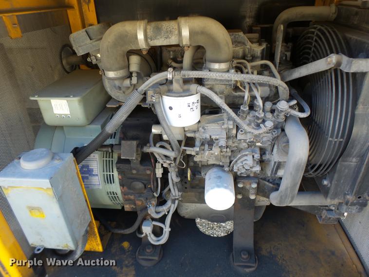 image for item DF9447 2008 Peterbilt 367 bridge inspection truck