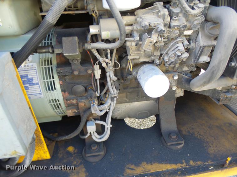 image for item DF9447 2008 Peterbilt 367 bridge inspection truck